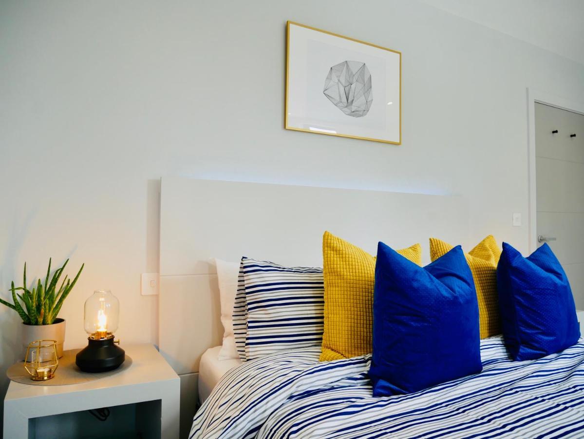 Beautiful Alumpointe Apartment - 400M To The Beach بورنماوث المظهر الخارجي الصورة