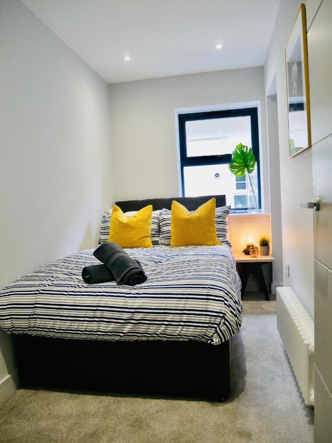 Beautiful Alumpointe Apartment - 400M To The Beach بورنماوث المظهر الخارجي الصورة